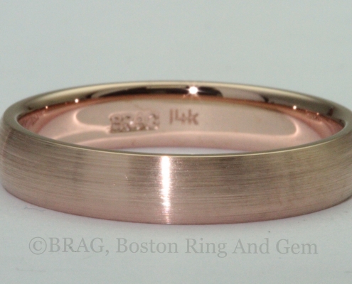 rose gold men's wedding ring