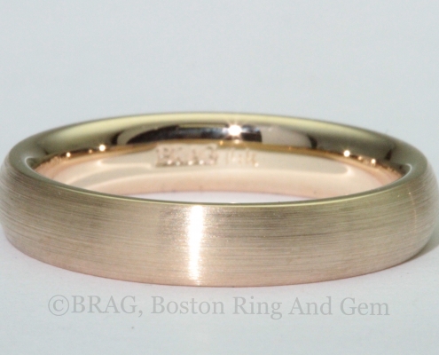 yellow gold men's wedding ring