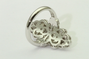Platinum diamond vintage shield ring