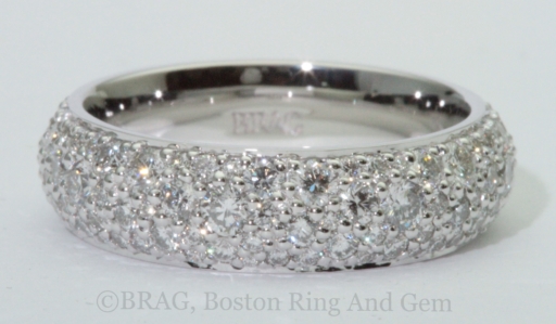 Mozaic pavé diamond and platinum ring